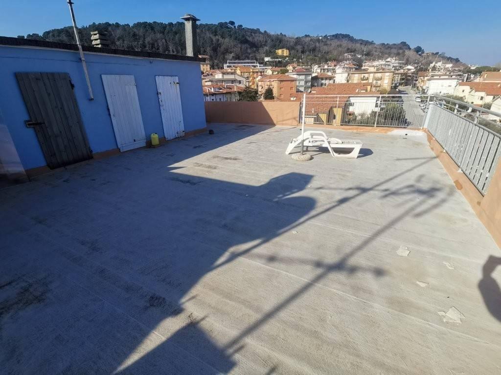 appartamento in vendita a Pesaro in zona Novilara