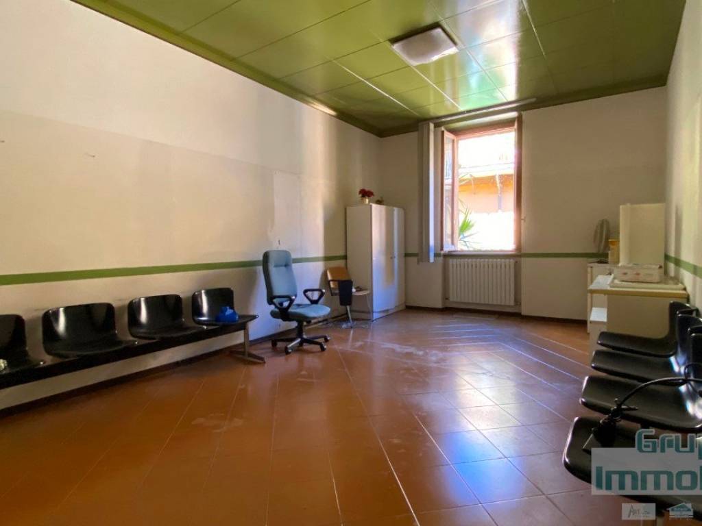 appartamento in vendita a Pesaro in zona Centro Città