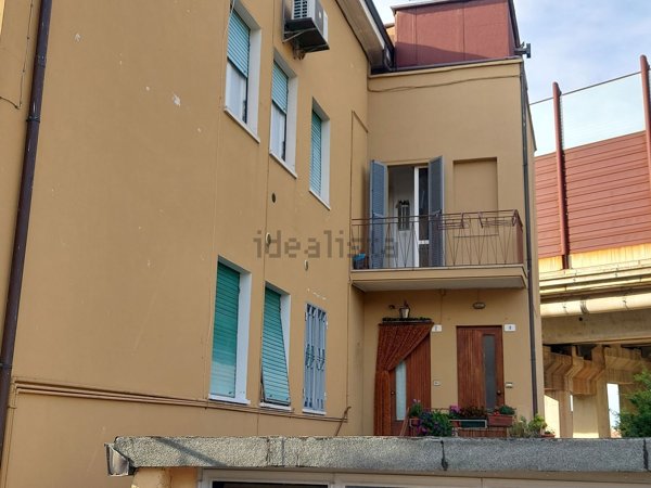 appartamento in vendita a Pesaro in zona Santa Veneranda