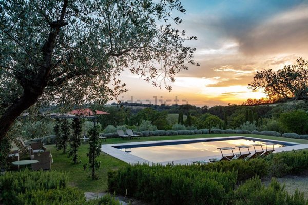 casa indipendente in vendita a Pesaro in zona San Bartolo