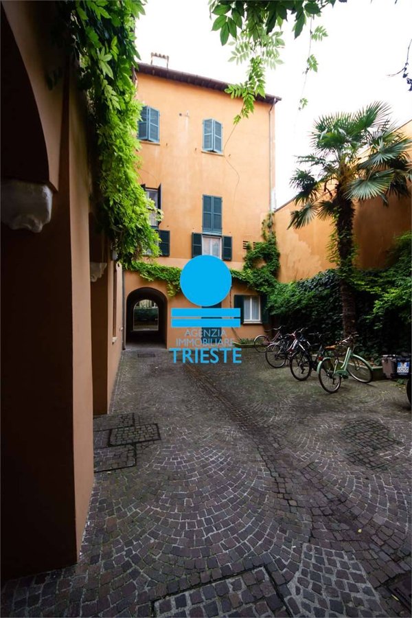 appartamento in vendita a Pesaro in zona Centro Città