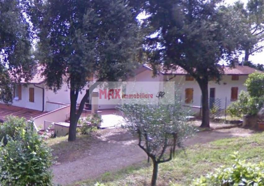 casa indipendente in vendita a Pesaro in zona Villa Fastiggi