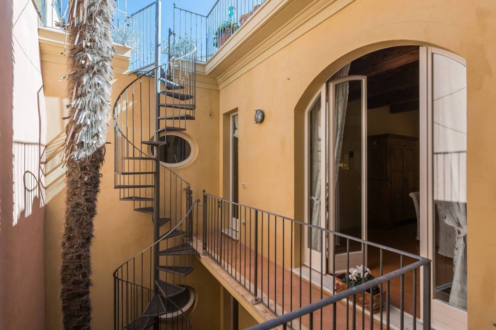 casa indipendente in vendita a Pesaro in zona Centro Città