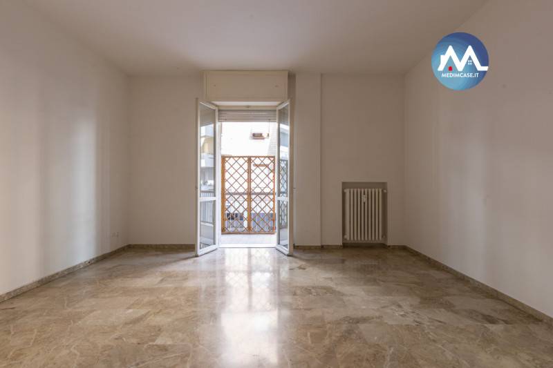 appartamento in vendita a Pesaro in zona Montegranaro