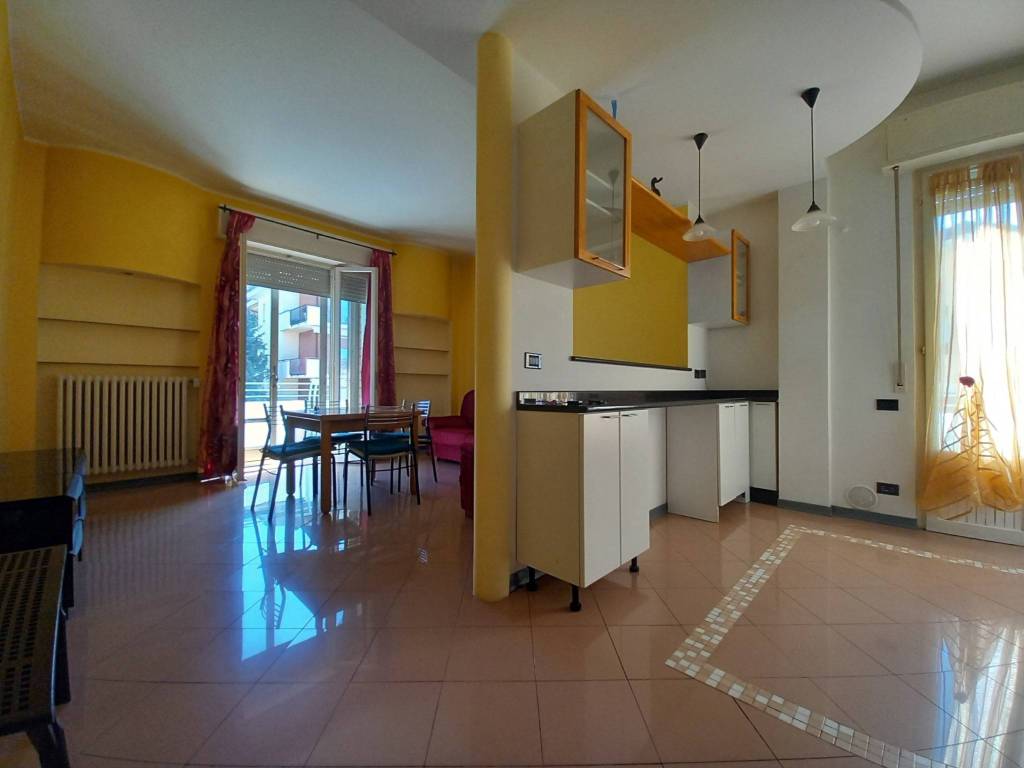 appartamento in vendita a Pesaro in zona Montegranaro