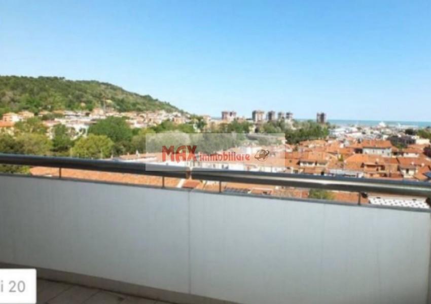 appartamento in vendita a Pesaro in zona Porto