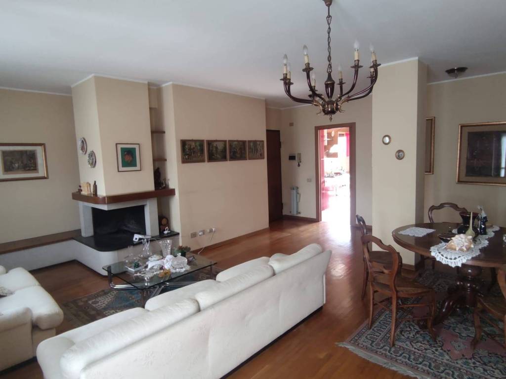 appartamento in vendita a Pesaro in zona Pantano