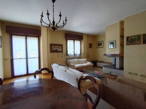 appartamento in vendita a Pesaro in zona Centro Città