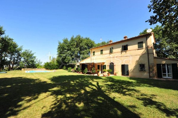 casa indipendente in vendita a Pesaro in zona Novilara