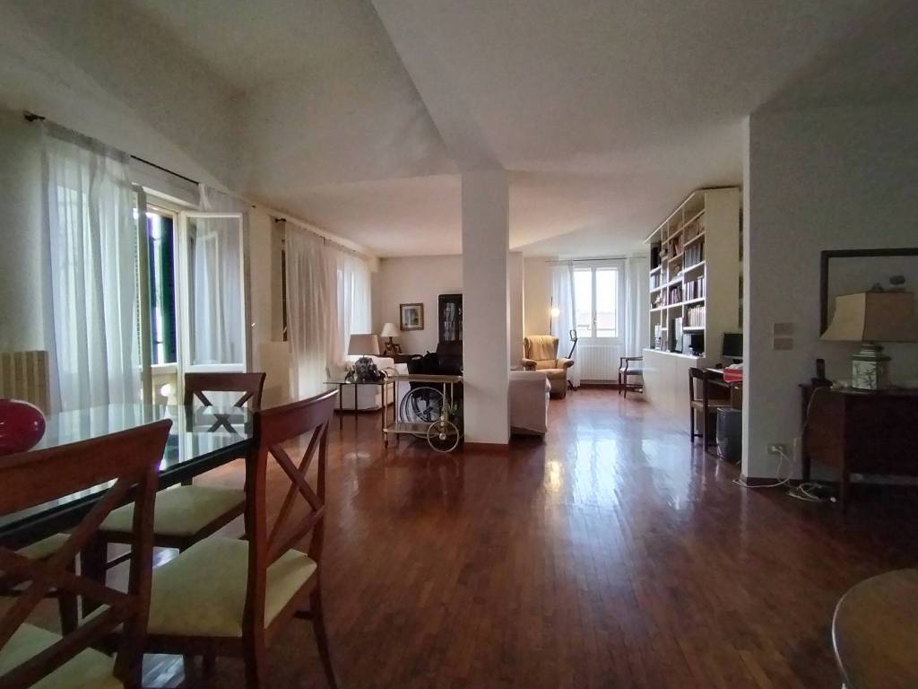 appartamento in vendita a Pesaro in zona Centro Città