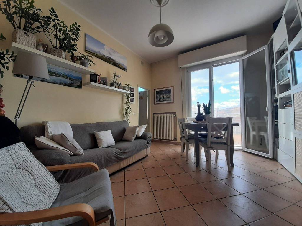 appartamento in vendita a Pesaro in zona Pantano