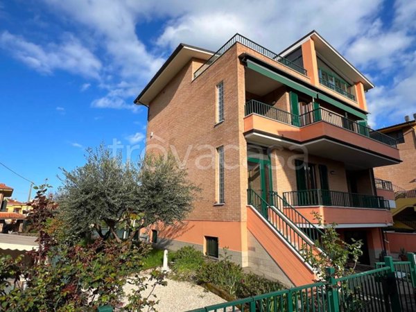casa indipendente in vendita a Pesaro in zona Villa Ceccolini