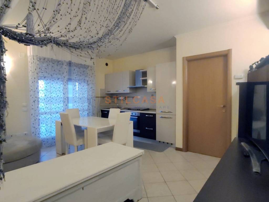 appartamento in vendita a Pesaro in zona Novilara