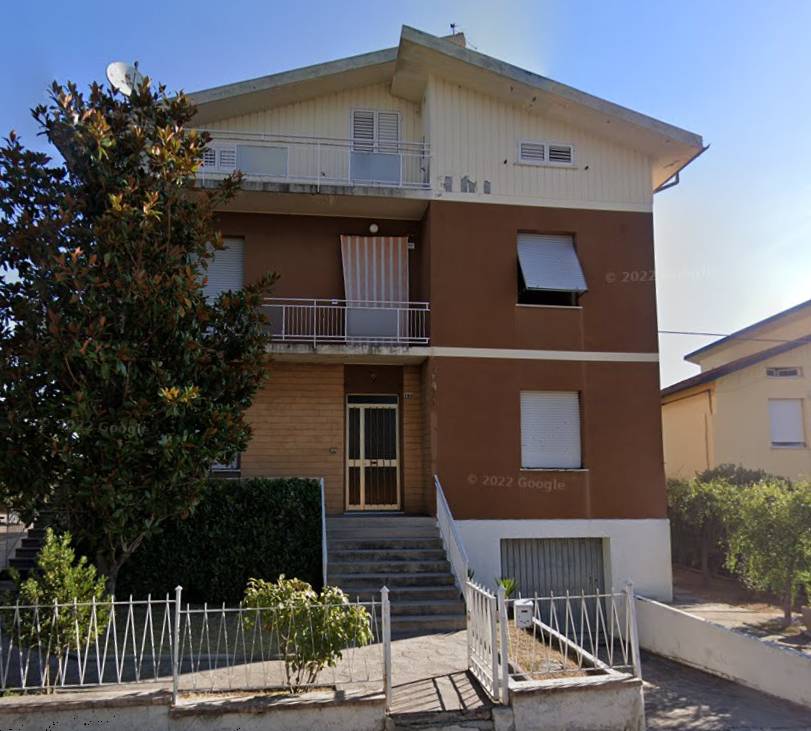 casa indipendente in vendita a Pesaro in zona Centro Città