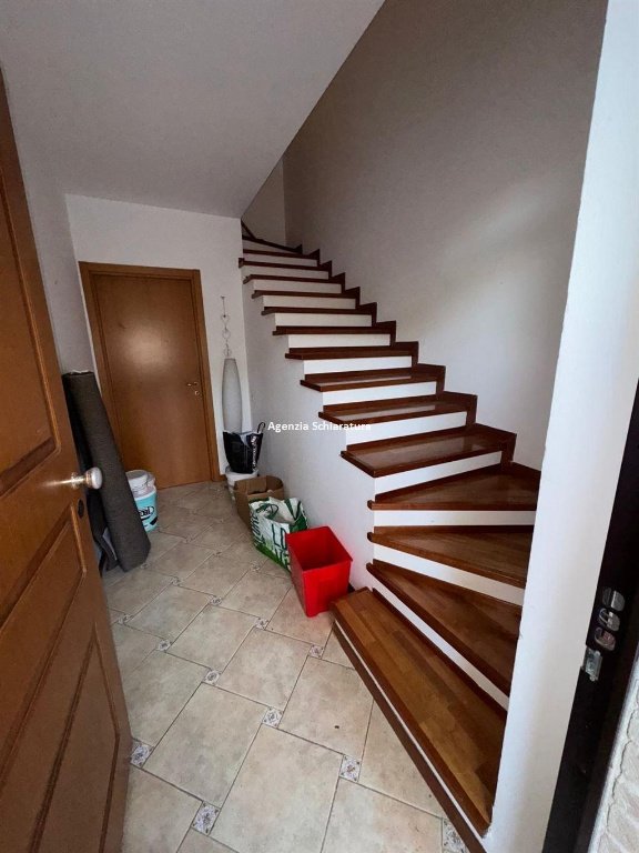casa indipendente in vendita a Pesaro in zona Pozzo Alto