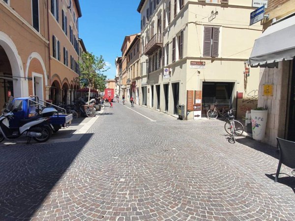 appartamento in vendita a Pesaro in zona Centro Città