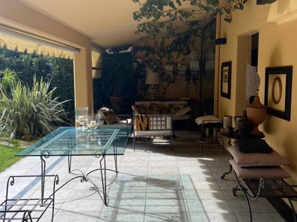 casa indipendente in vendita a Pesaro
