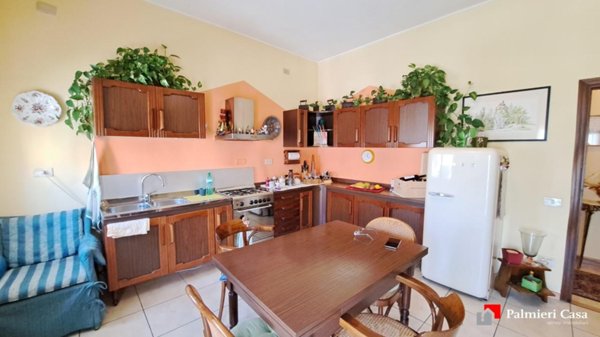 appartamento in vendita a Pesaro in zona Centro Città