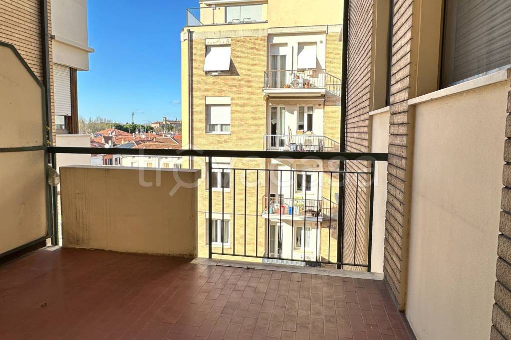 appartamento in vendita a Pesaro in zona Pantano