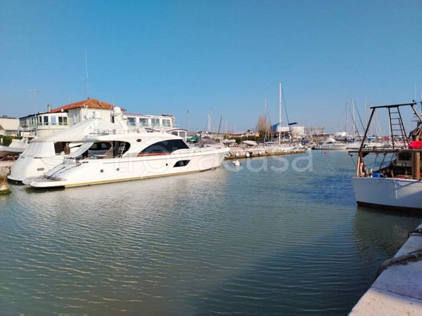 casa indipendente in vendita a Pesaro in zona Porto