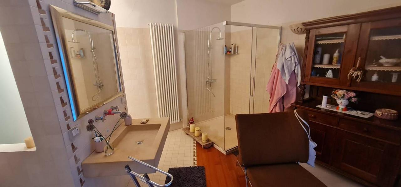casa indipendente in vendita a Pesaro in zona San Bartolo
