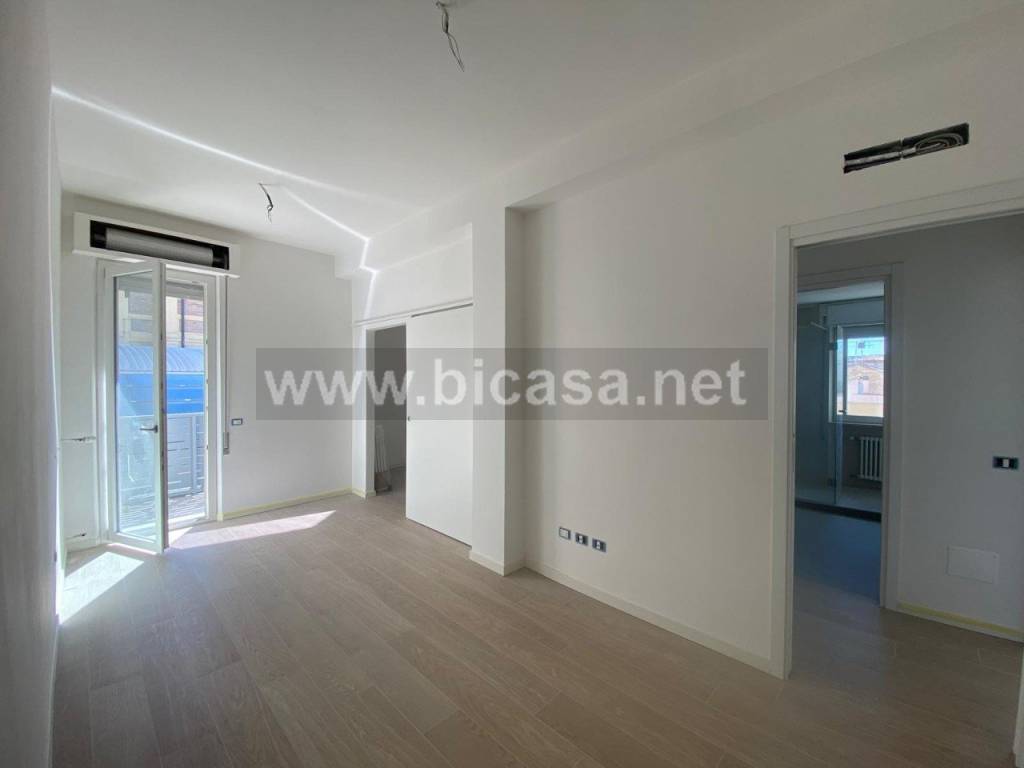 appartamento in vendita a Pesaro in zona Centro Città