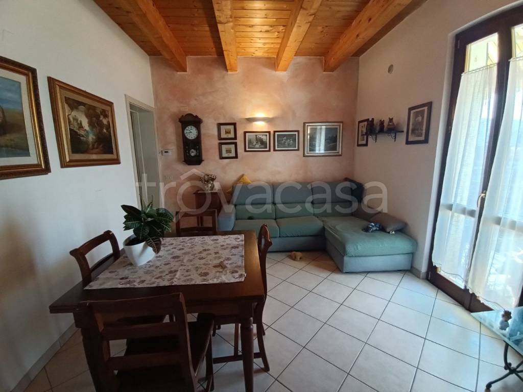appartamento in vendita a Pesaro in zona Vismara
