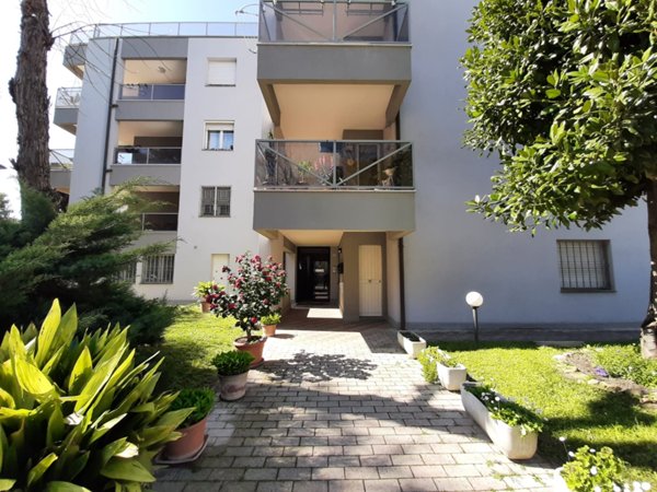 appartamento in vendita a Pesaro in zona Vismara