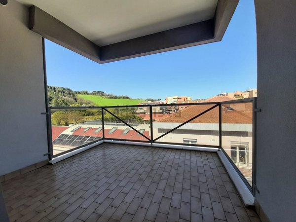 appartamento in vendita a Pesaro in zona Vismara