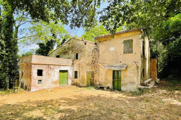 casa indipendente in vendita a Pesaro in zona Mare