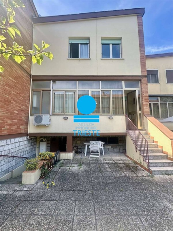 casa indipendente in vendita a Pesaro