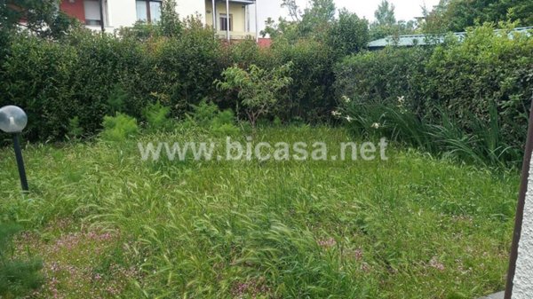 appartamento in vendita a Pesaro in zona Villa Fastiggi