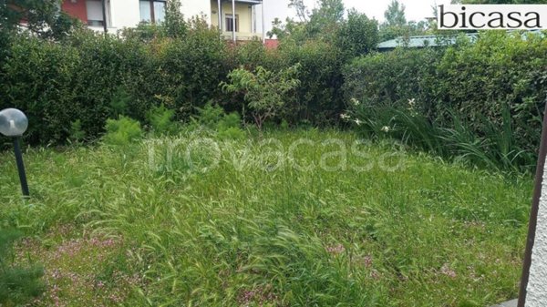 casa indipendente in vendita a Pesaro in zona Villa Fastiggi