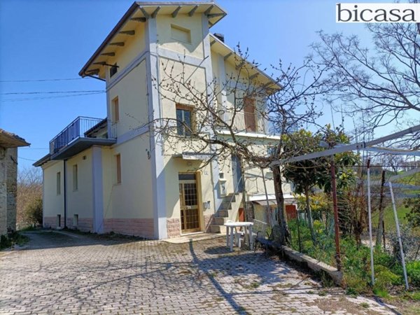 appartamento in vendita a Pesaro in zona San Bartolo