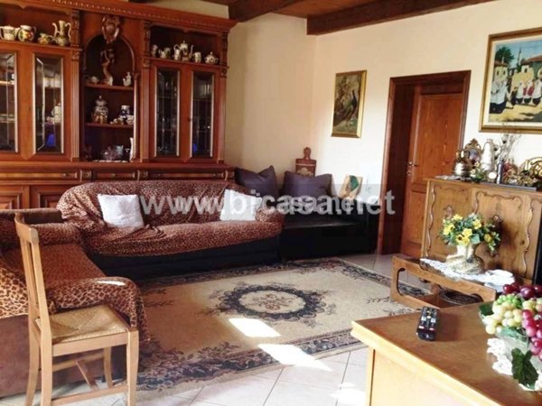 villa in vendita a Pesaro in zona Tre Ponti