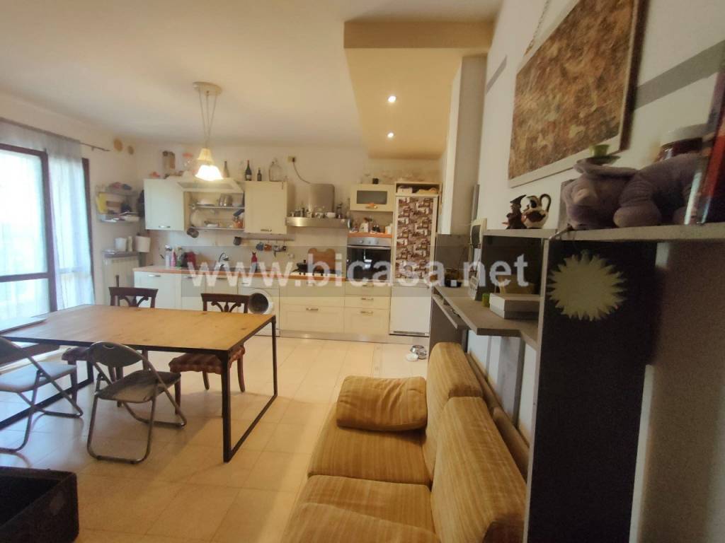 appartamento in vendita a Pesaro in zona Villa Betti