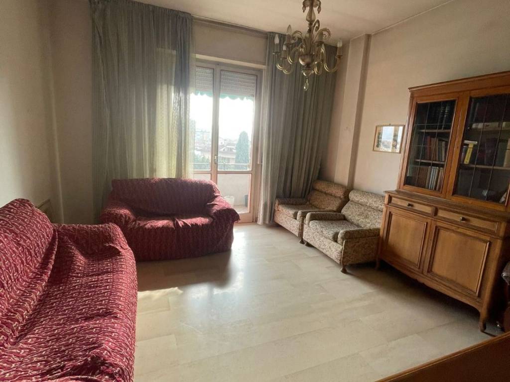 appartamento in vendita a Pesaro in zona Mare