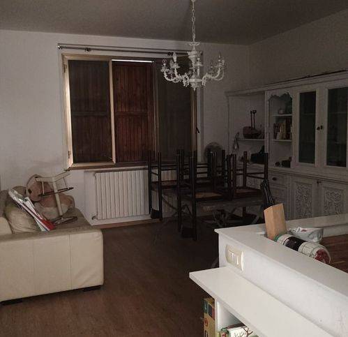 casa indipendente in vendita a Pesaro in zona Loreto