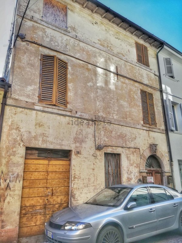 appartamento in vendita a Pesaro in zona Centro Città