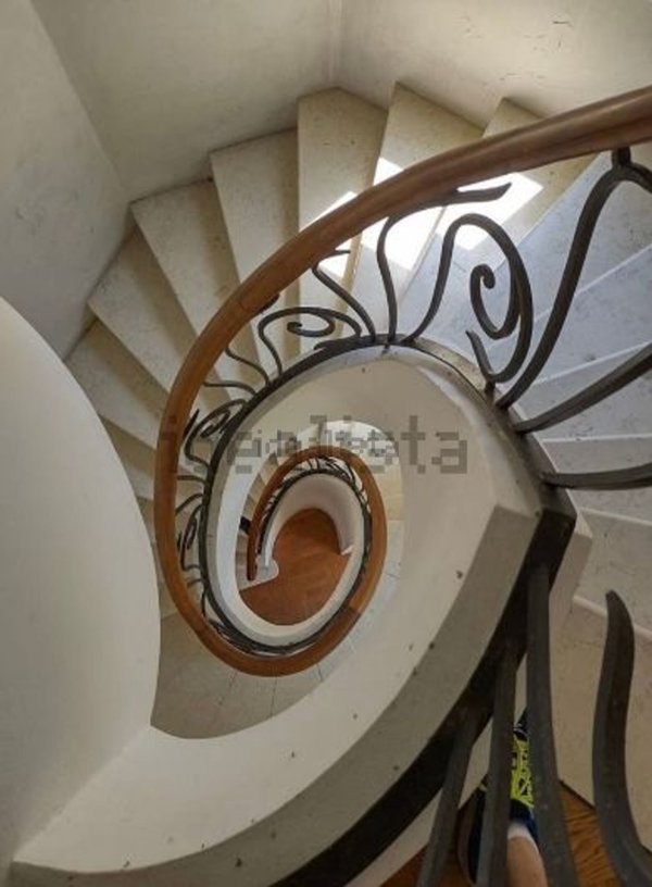 casa indipendente in vendita a Pesaro in zona Mare
