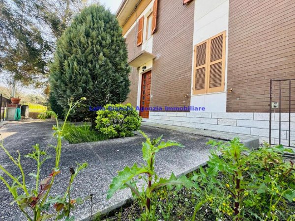 appartamento in vendita a Pesaro in zona Santa Veneranda