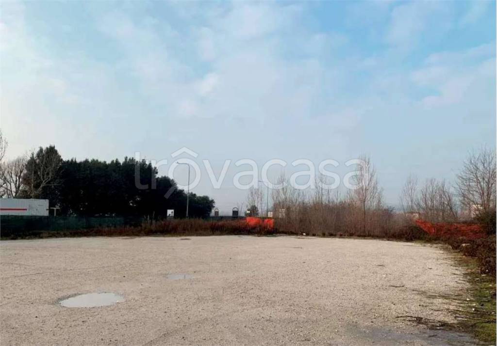appartamento in vendita a Pesaro in zona Tre Ponti