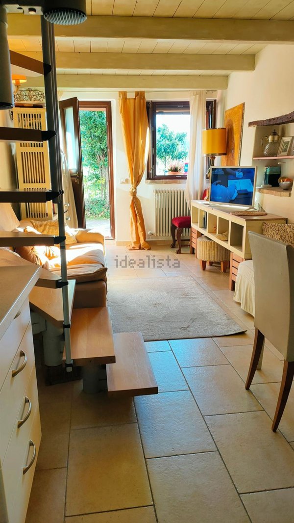 appartamento in vendita a Pesaro in zona Novilara