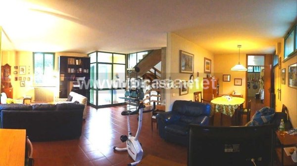 casa indipendente in vendita a Pesaro