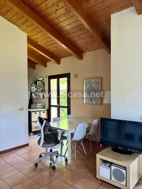 appartamento in vendita a Pesaro in zona Mare