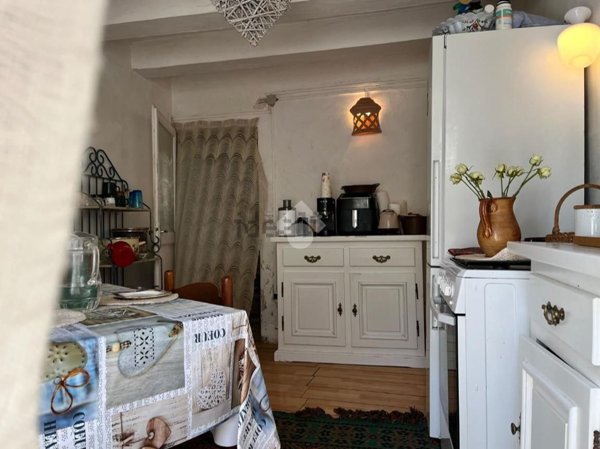 casa indipendente in vendita a Pesaro in zona Centro Città