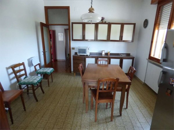casa indipendente in vendita a Pesaro in zona Villa Ceccolini