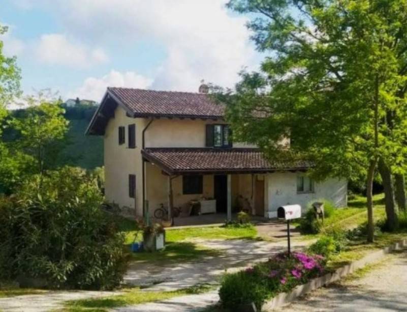casa indipendente in vendita a Pesaro in zona Monteciccardo