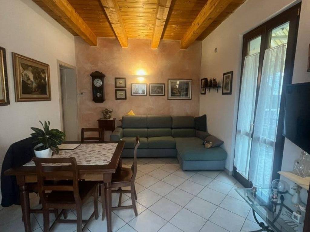 appartamento in vendita a Pesaro in zona Soria