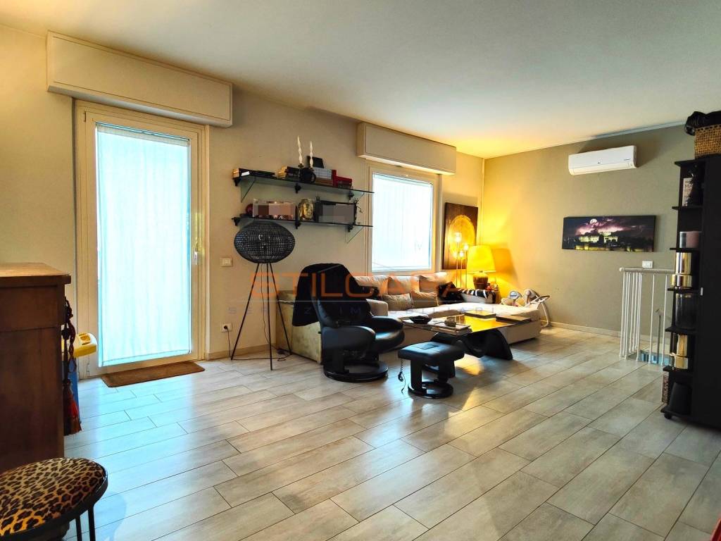 appartamento in vendita a Pesaro in zona Novilara